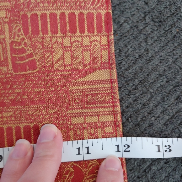 Beautiful Red Orange Unique Colonial Print Tote Bag with Red Tassle - Picture 16 of 16